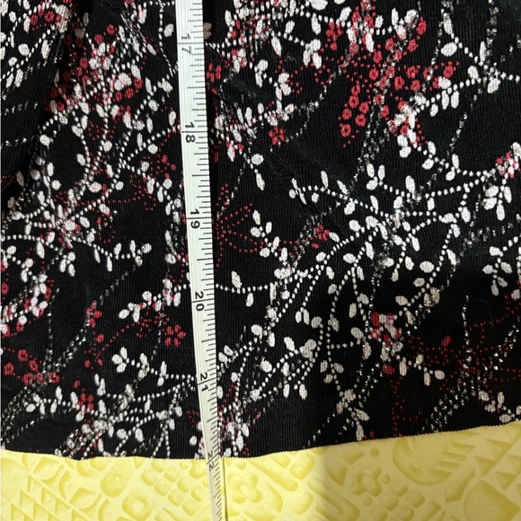 Vintage Alex Evenings Black and Red Floral Blouse - Picture 10 of 10